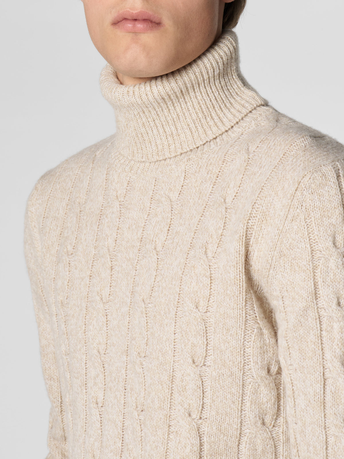 Wellington Cable Cashmere Turtleneck
